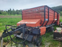 Ladewagen mit Dosierwalzen