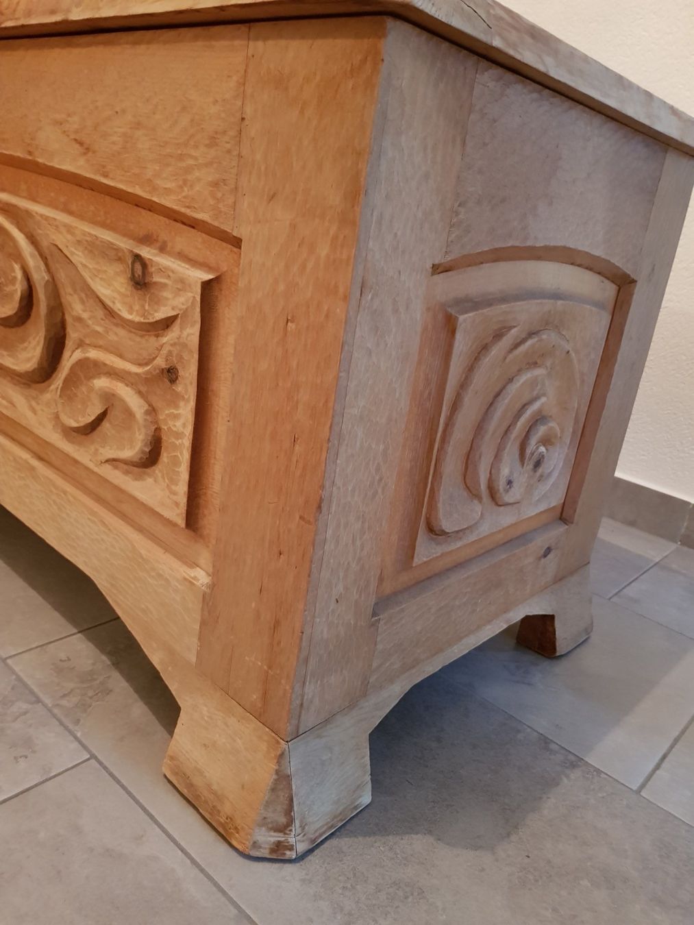 Cassapanche: Truhe - handgeschnitztes Kunstwerk – Usato da Wittenbach venduto da anzo4 6