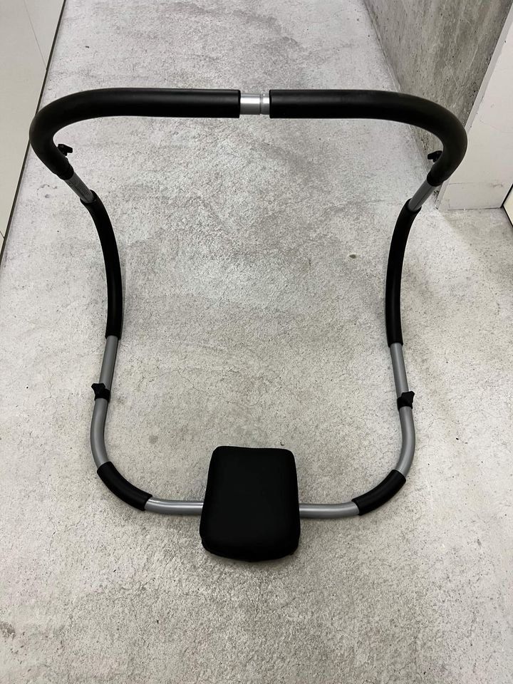Vélos d'appartement: Bauchtrainer – D'occasion à Zürich par cangen