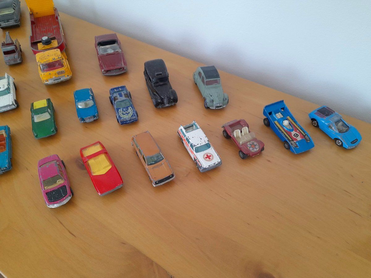 Hot Wheels Modellini d'auto: 1.Satz alte Modellautos Sika Hot Wheels Modellauto Matchbox – Usato da St.Gallen venduto da Seezunge8 1