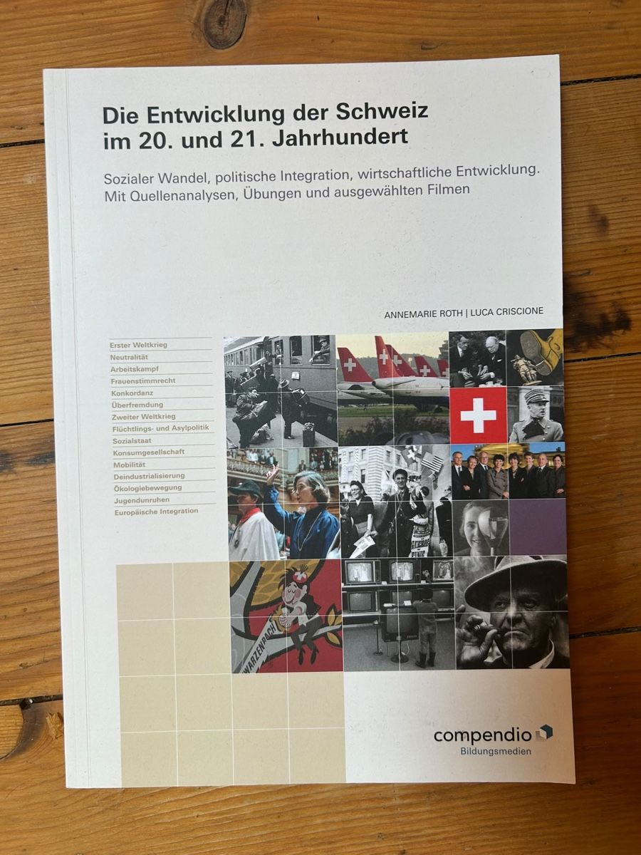 Livres: Passerelle Schulbücher  – D'occasion à Aarau par Meter05 1