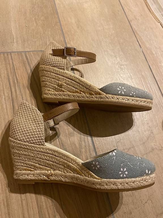 Graceland Damenschuhe: hellblaue Riemchenpumps Gr. 38 – Gebraucht aus Hausen AG von corinne_g 2