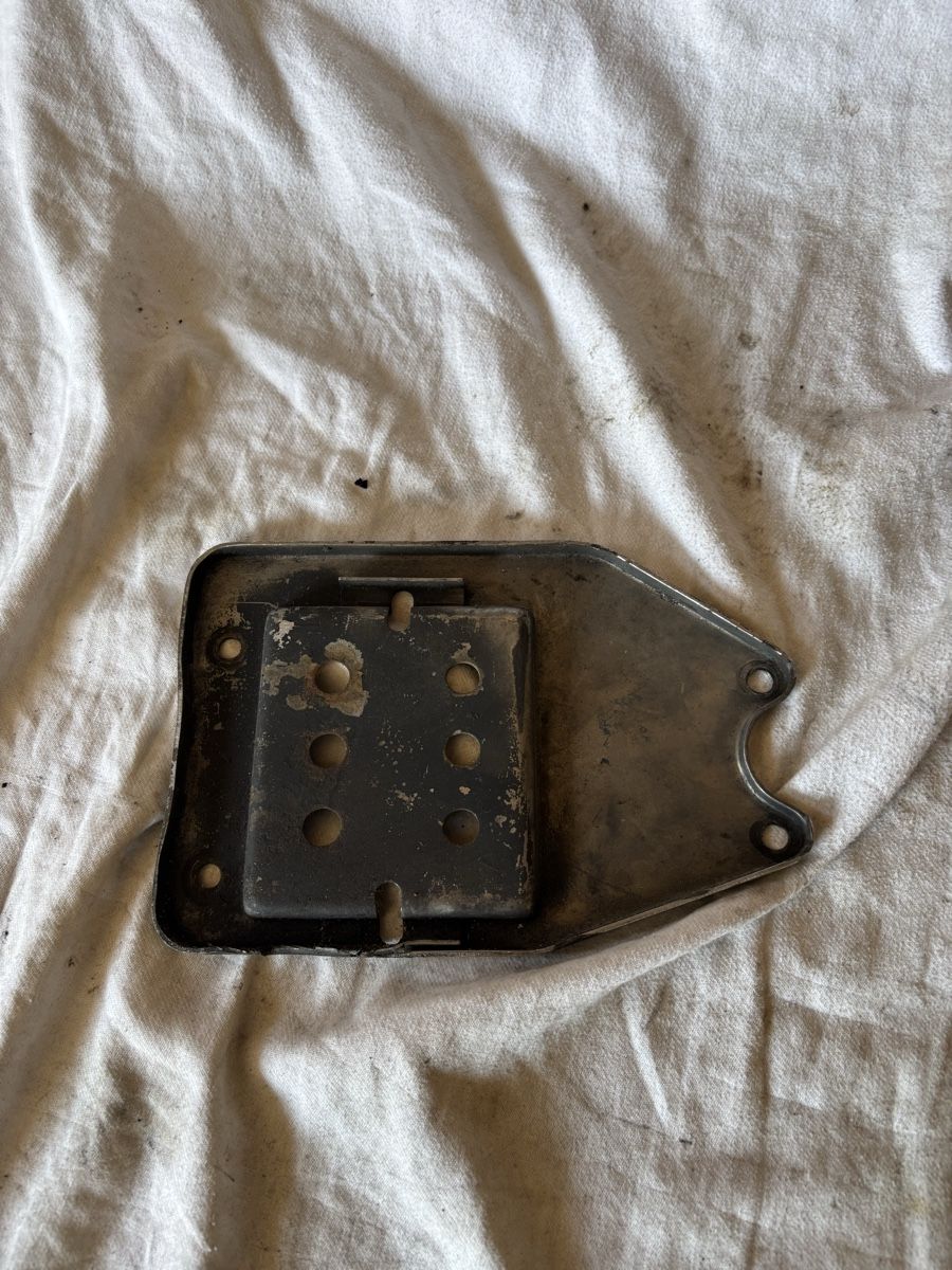 Harley-Davidson Tutti i ricambio per moto: Harley Davidson Oiltank Platte  – Usato da Schötz venduto da Harley35 1