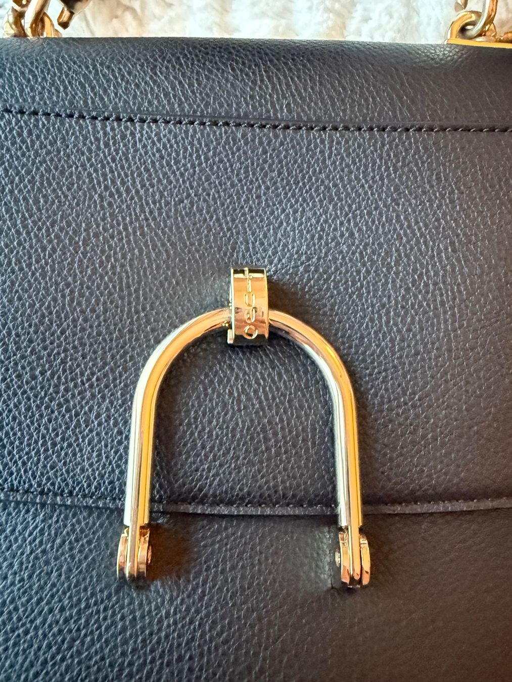 Liu Jo Taschen für Damen: Liu Jo Handtasche schwarz – Gebraucht aus Wollerau von nad_tkc7 5