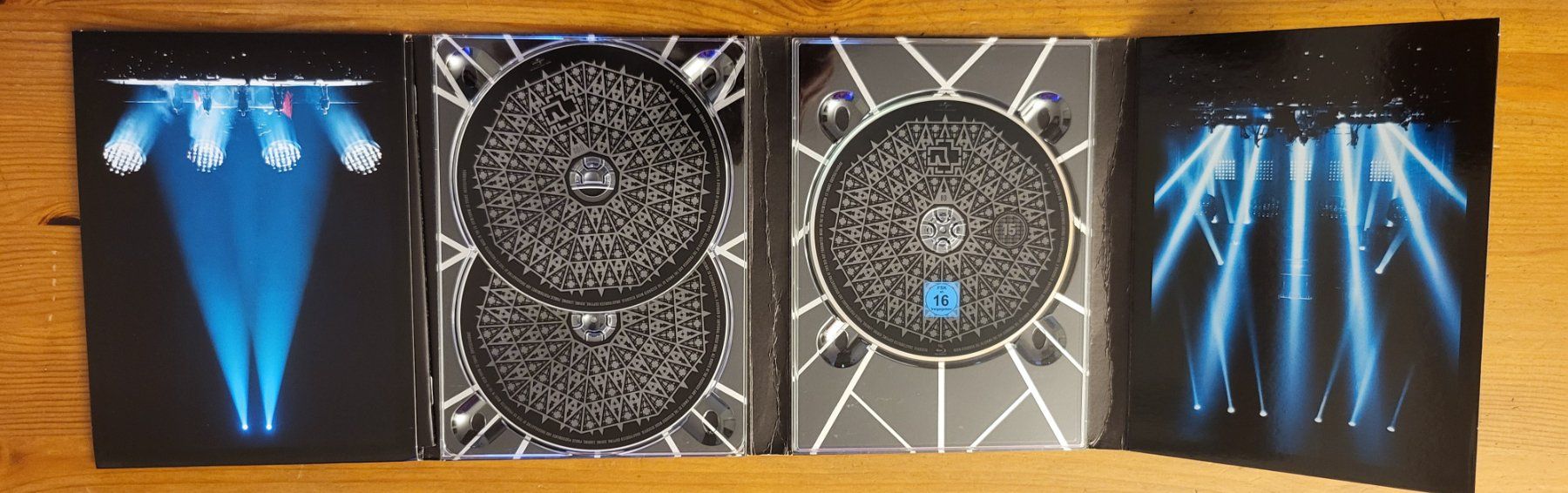 Alle DVDs: Rammstein - Paris (2CD + Blu-Ray Special Edition) – Gebraucht aus Arlesheim von Olikeller 3