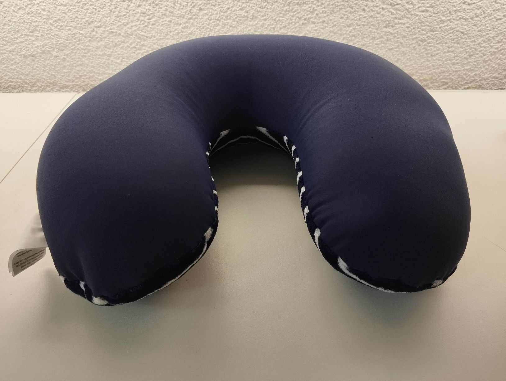 Kissen: Nackenstütze  – Gebraucht aus Mörigen von sigi2572 1