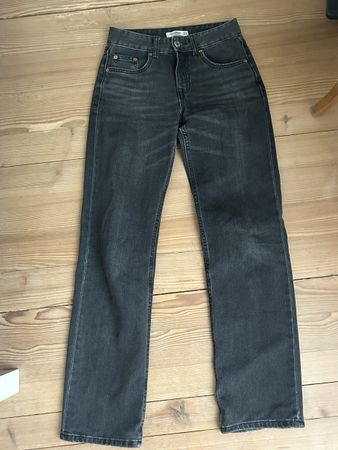 Pull&Bear Jeans, dunkle Waschung, Grösse 34, Top Zustand