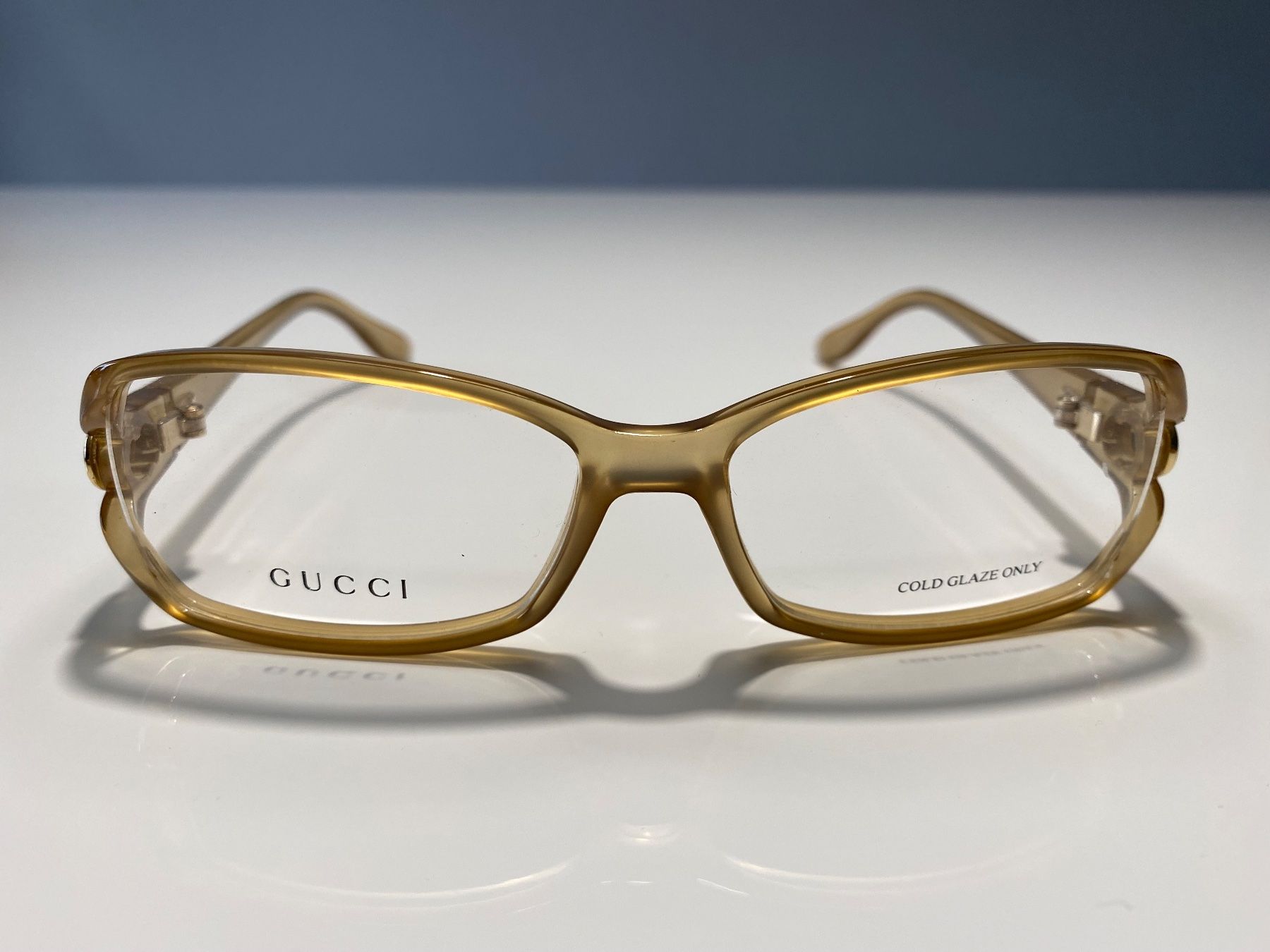 Gucci Occhiali & Lenti: Monture de lunettes Gucci – Nuovo (secondo la descrizione) da Bottens venduto da 2Lens