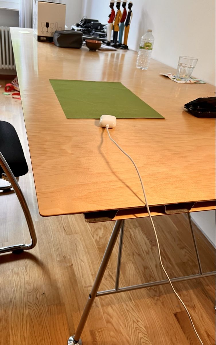 Atelier Alinea Scrivanie: ALINEA, Tisch/Pult 250 x 90 – Usato da Basel venduto da divall55