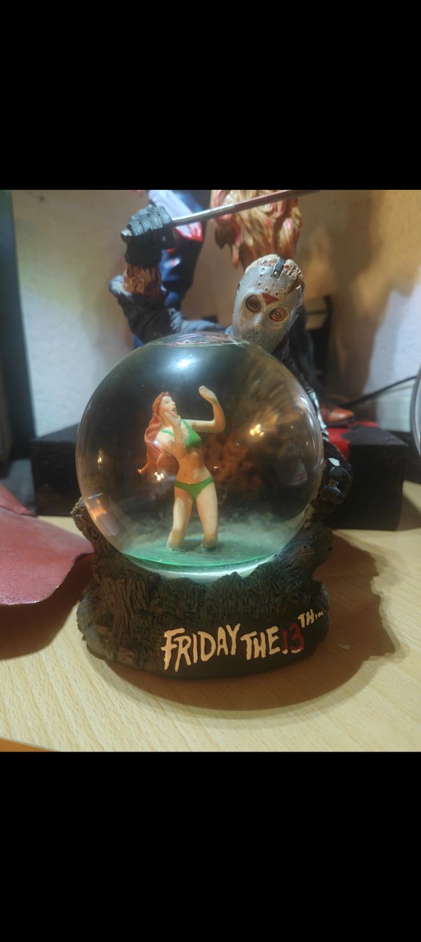 Statuette: Boule Vendredi 13 – Usato da Torny le Grand venduto da Bibikounette