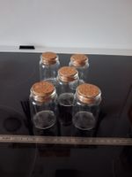 5 Mini-Glasfläschli mit Korkverschluss