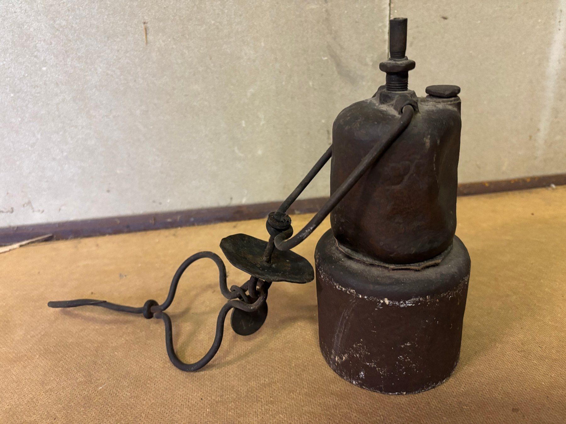 Lampade: Grubenlampe /Karbidlampe – Usato da Wilen b. Wil venduto da Roekk