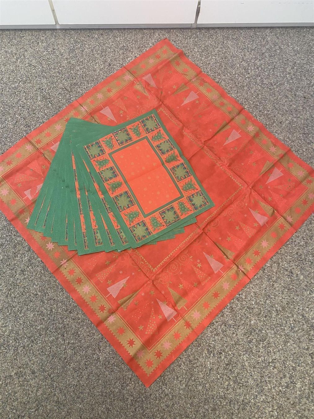 Coperte: Weihnacht Tischdecke – Nuovo (secondo la descrizione) da Wängi venduto da Bmo