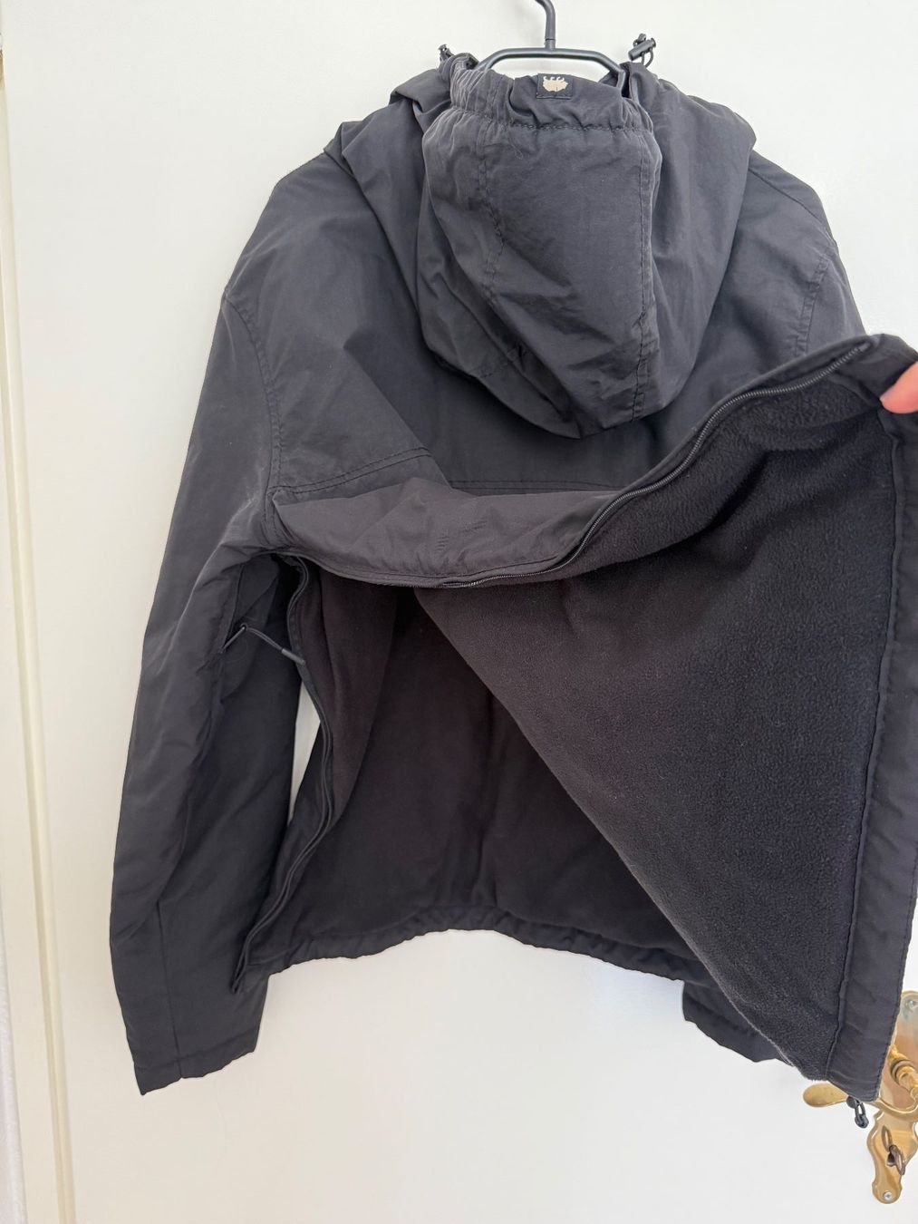 Pull&Bear Vestes: Pull&Bear Jacke mit Kangarootasche – D'occasion à Niederhasli par sonneee24 7