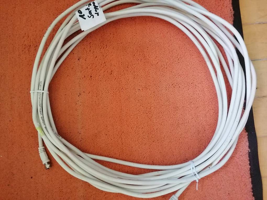 Câbles: Satelliten Anschlusskabel 10m – D'occasion à Interlaken par Fontana069
