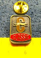 FORD COUGAR CLÖASSICS PIN AUTO GEPRÄGR KUPFRIG VINTAGE