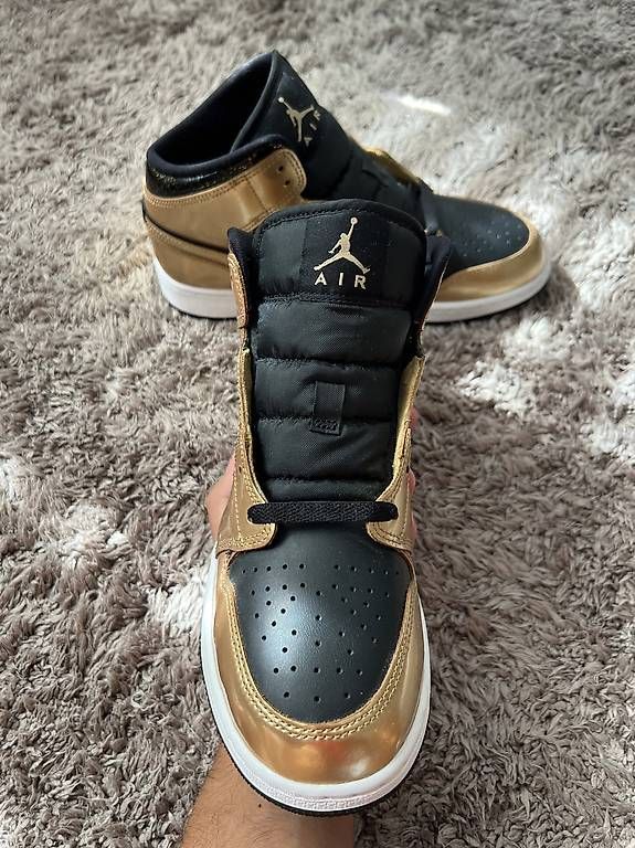 Scarpe da uomo: Air Jordan 1 Gold – Usato da Herisau venduto da ogkosta 2