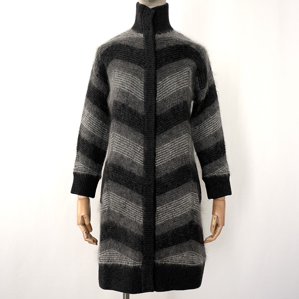 Falconeri Cappotti: FALCONERI Wool Coat – Nuovo (secondo la descrizione) da Emmen venduto da Avviivva_Com2023