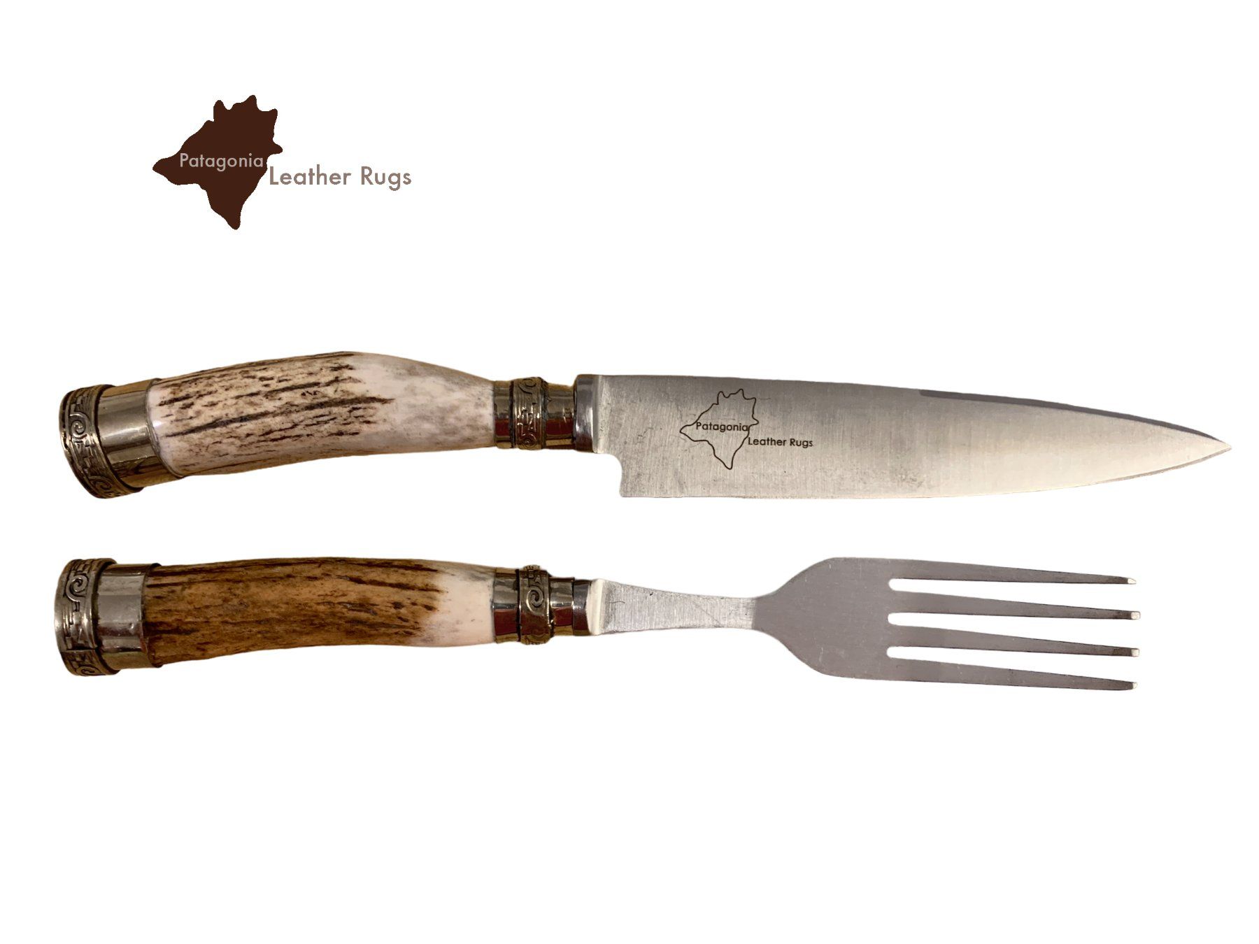 Set di posate: Messer- und Gabel-Set mit Hirschgeweih-Griffen – Nuovo e nell'imballaggio originale da Arbedo venduto da patagonialeatherrugs