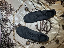 Chaussures Nikenoires neuves pointure 44.5