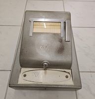 Alte antike funktionierende Kasse