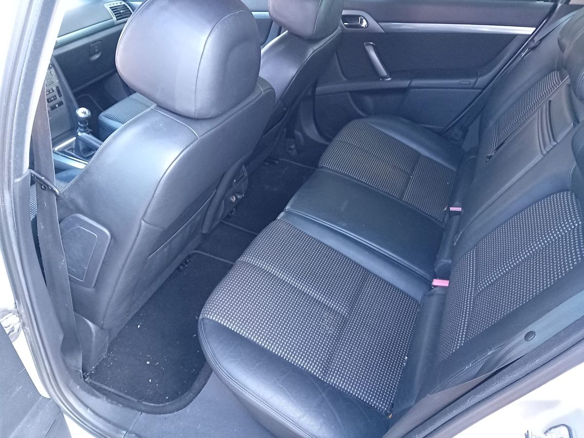 Peugeot Autos: Peugeot 407, 2.2 16v – Gebraucht aus St. Gallen von Tina_tina9 3