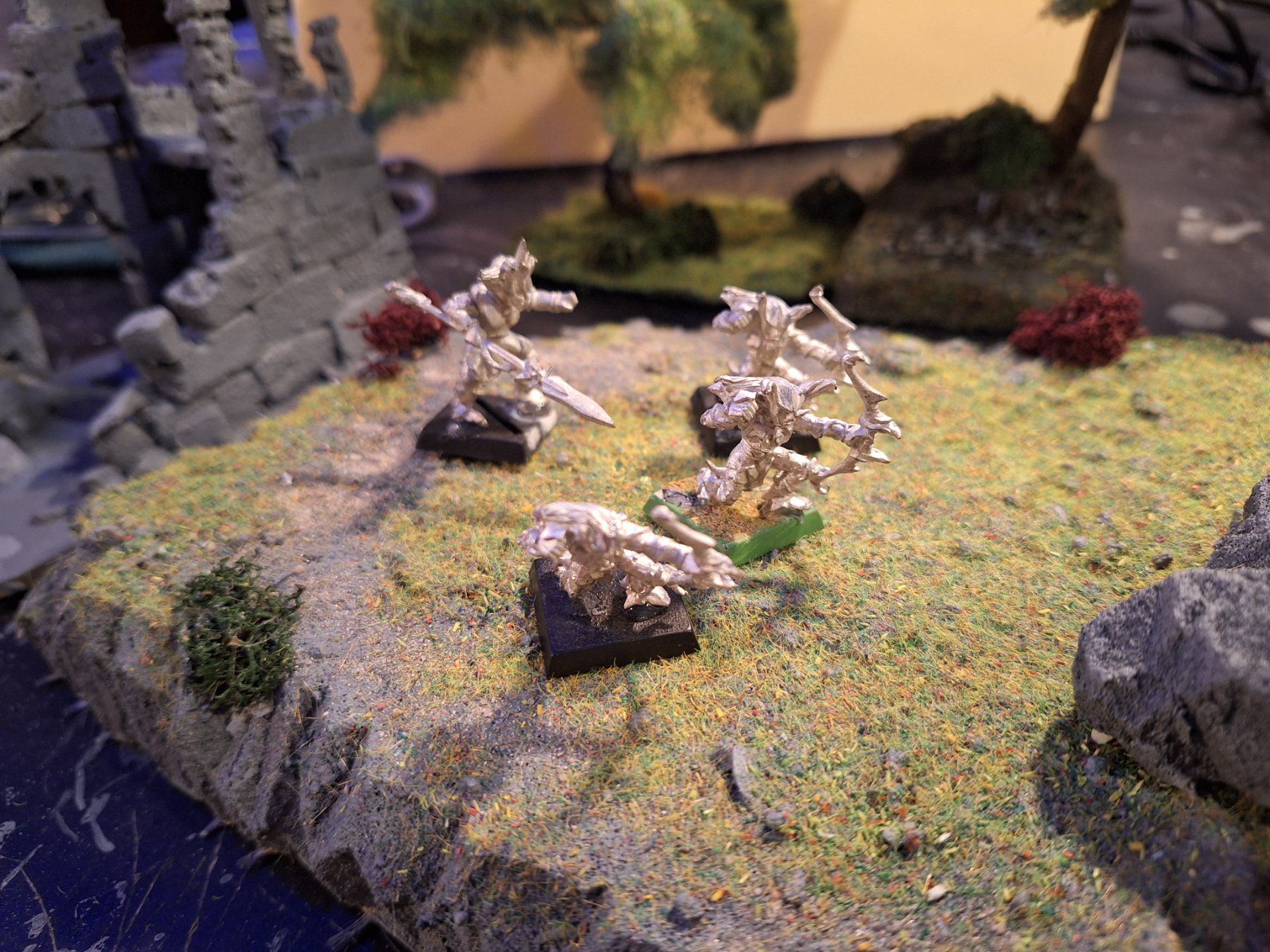 Statuette: Warhammer Figuren, Metall! – Usato da Recherswil venduto da Toby.sk55 2