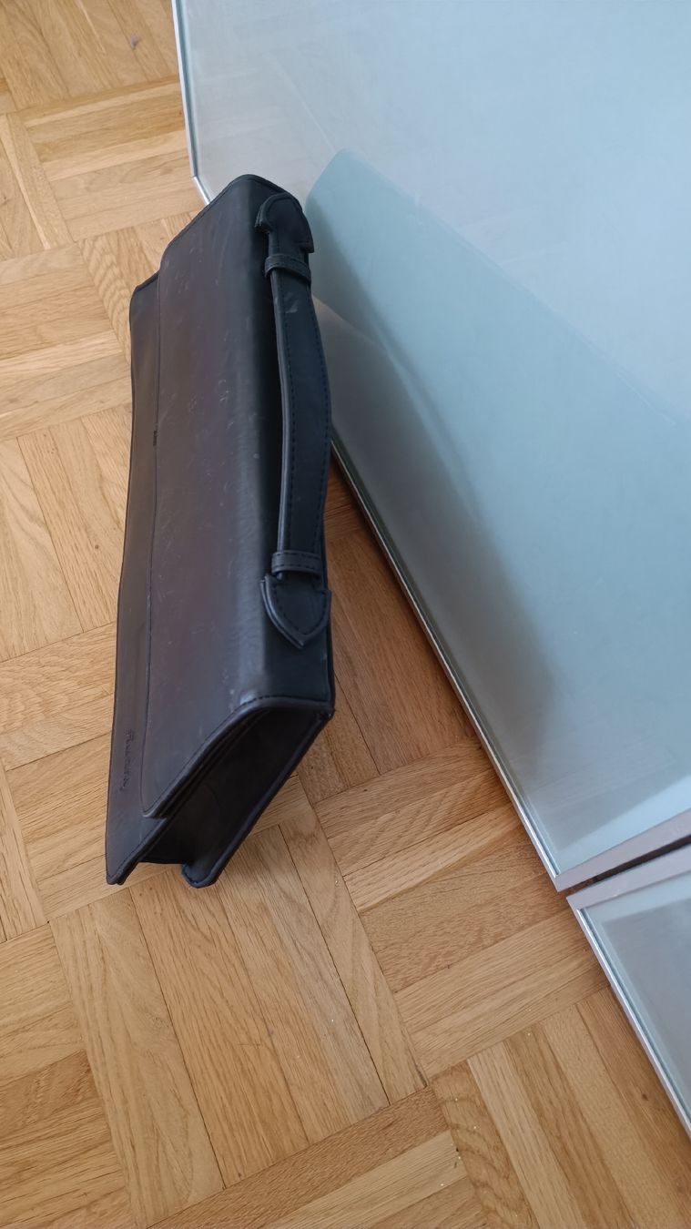 Sacs femmes: Handtasche schwarz  – D'occasion à Baden par zuppel 3