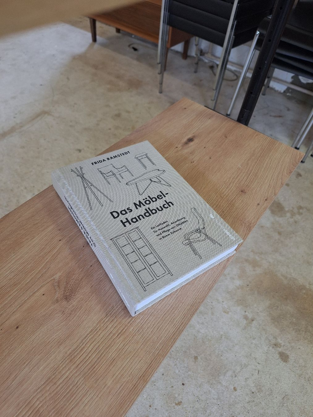 Regale: Mid Century Teleskopregal, Vintage – Gebraucht aus Urtenen-Schönbühl von Atelier21_bern 8