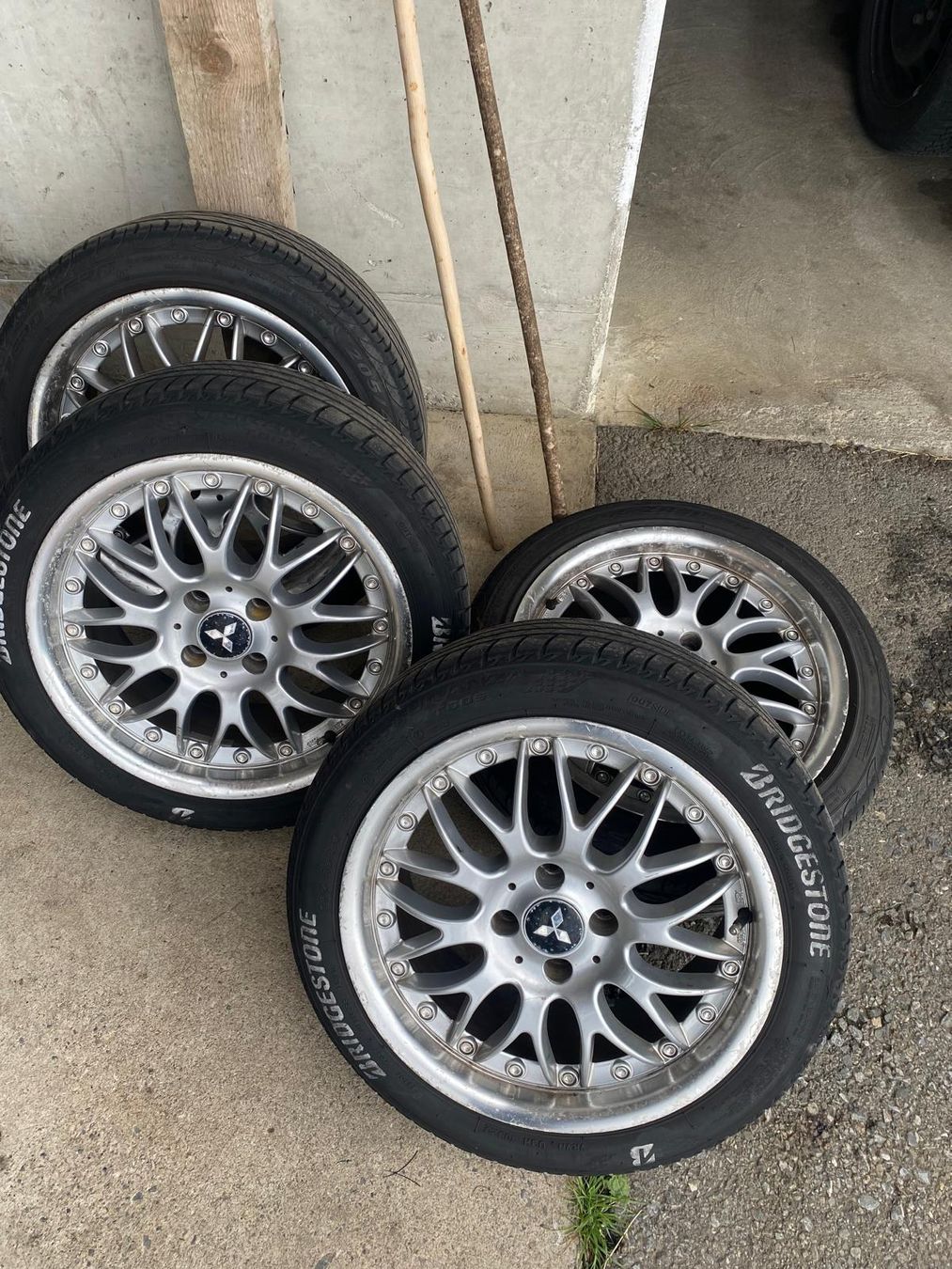 Pneumatici & Ruote complete: Mitsubishi Felgen 16zoll – Usato da Schwyz venduto da tob_n7lw 1