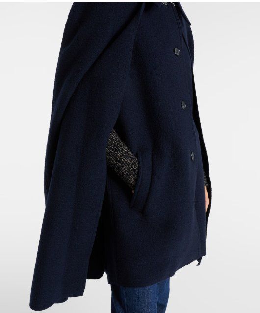 Totême Cappotti: Toteme Cape aus Woll-Bouclé – Usato da Meilen venduto da Antete 3