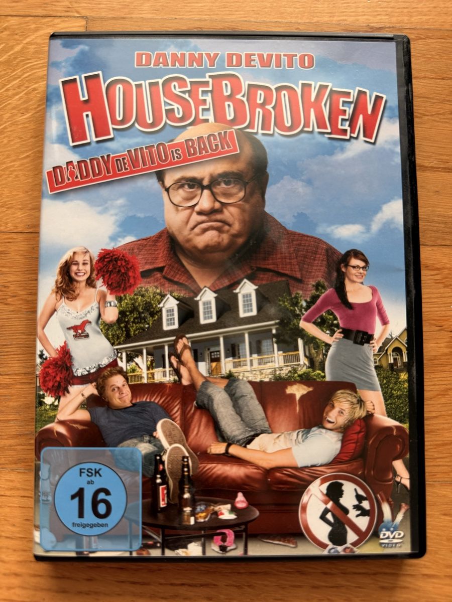 Alle DVDs: Housebroken - DVD mit Danny DeVito – Gebraucht aus Kölliken von nerdorado