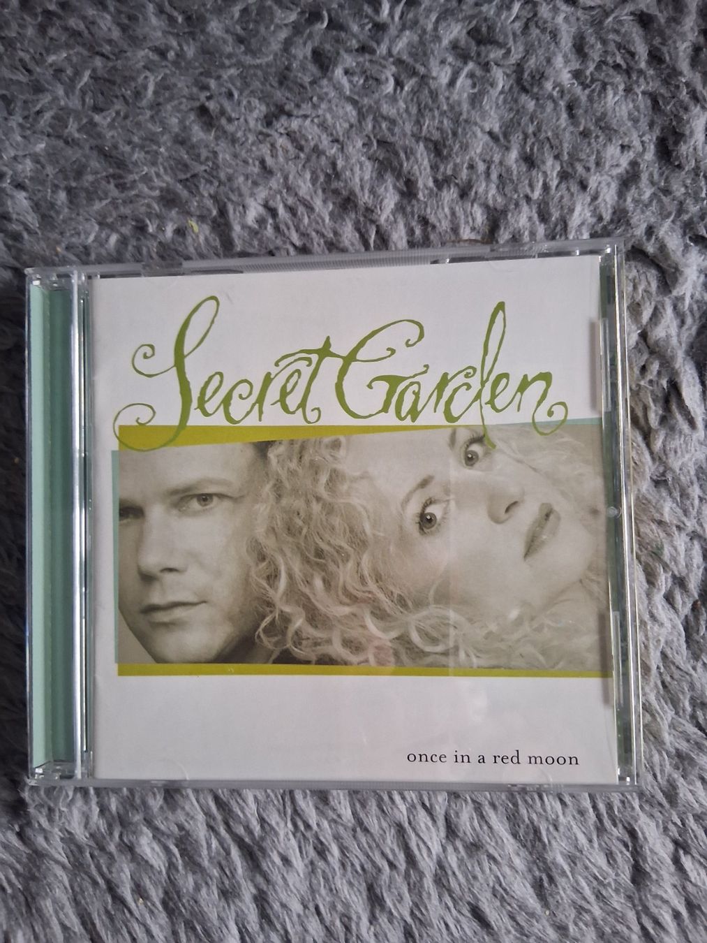 CD: SECRET GARDEN     ONCE IN  A RED MOON     CD – Usato da Wetzikon ZH venduto da Ramones01