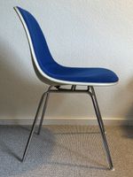Eames Fiberglass side chair DSX by vitra