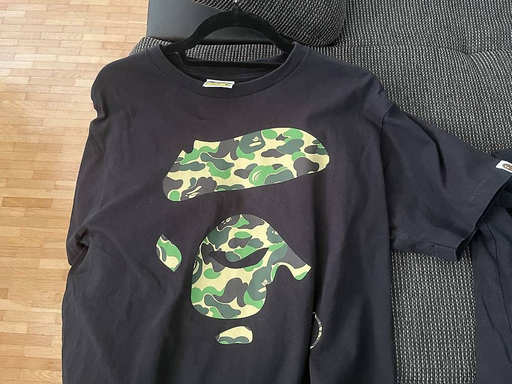T-shirt: 2 Bape T-Shirts Grösse M – Nuovo e nell'imballaggio originale da Gebenstorf venduto da antonio2801 1