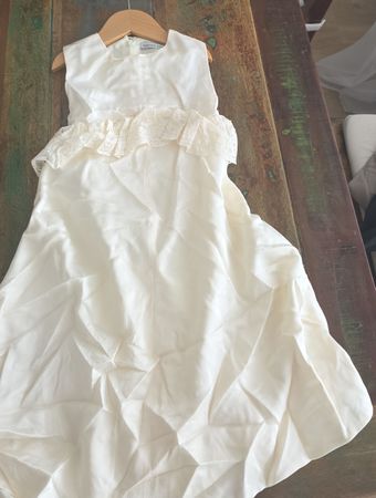 Kinderkleid Elfenbein Spitze Grösse 116 guter Zustand