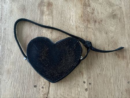 Schwarze Zara Strass-Handtasche Herzform