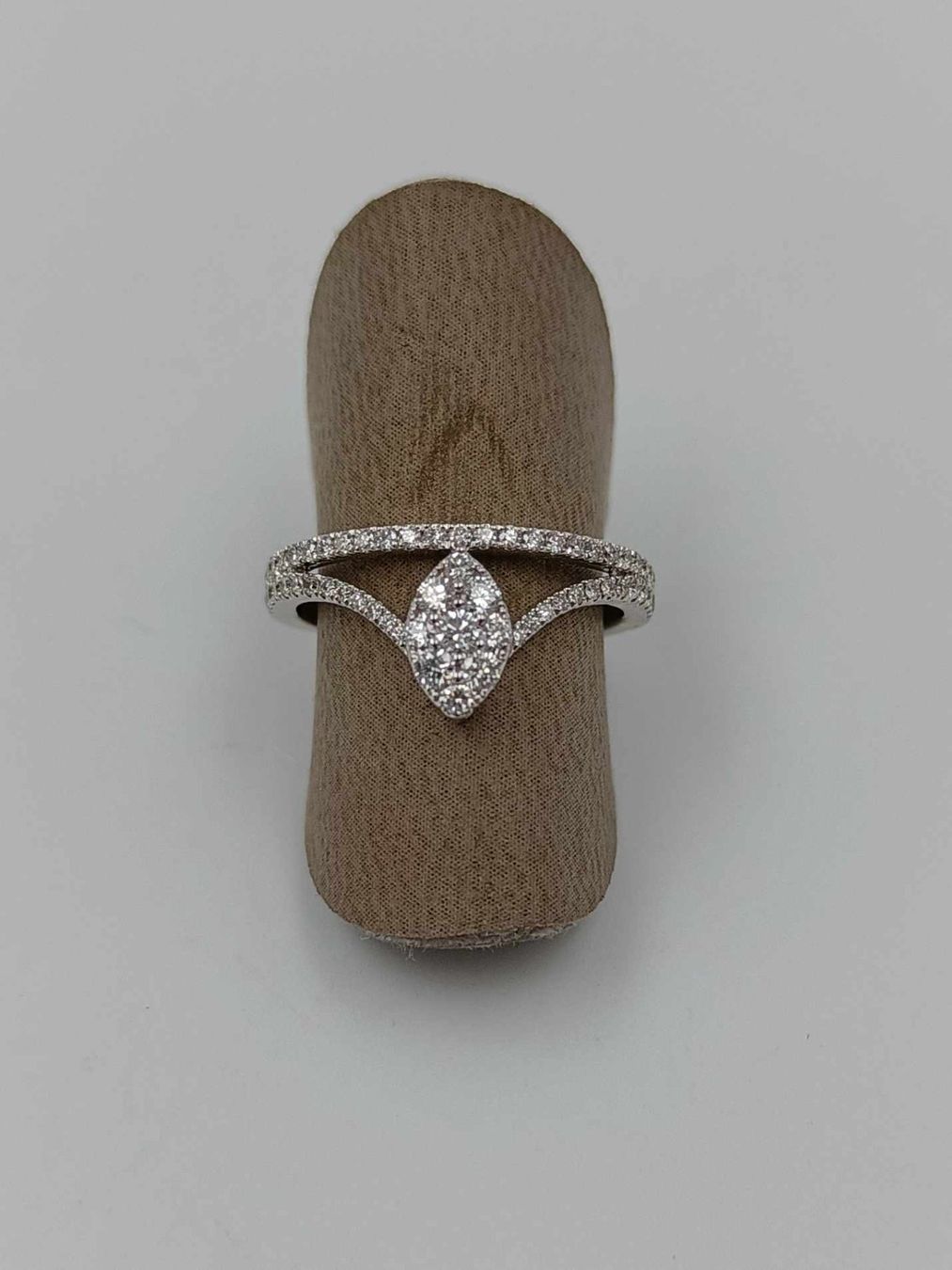 Anelli: DIAMANTRING IN 750 WEISSGOLD – Usato da Luzern venduto da EdiGem 7