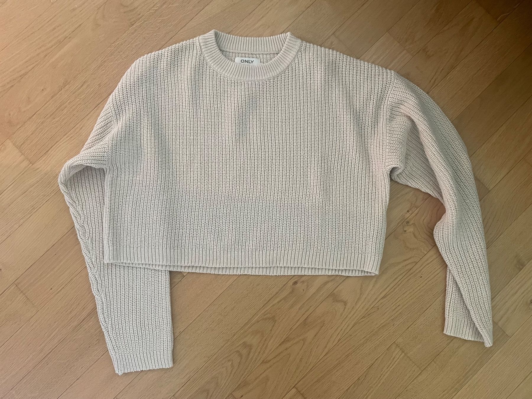 Only Maglioni & Felpe: Pullover – Usato da Glattpark (Opfikon) venduto da Viviane_1993