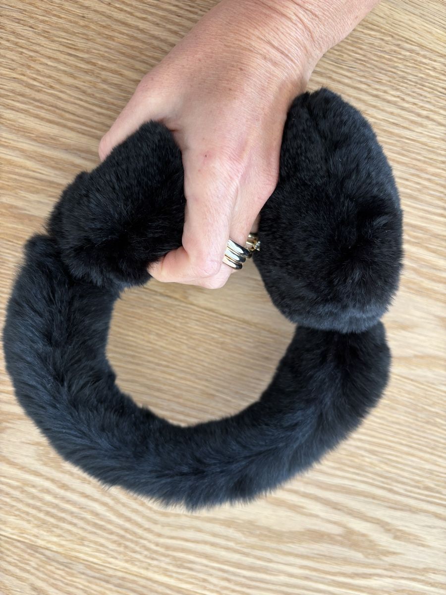 Chapeaux, bonnets & casquettes: Yves Solomon ear muffs  – Neuf (Voir description) à St. Gallen par ott_f827 2