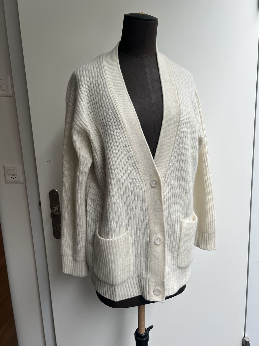 Jacken: Princesse Kaschmir Strickjacke 34 – Gebraucht aus Wabern von La-Vitrine 2
