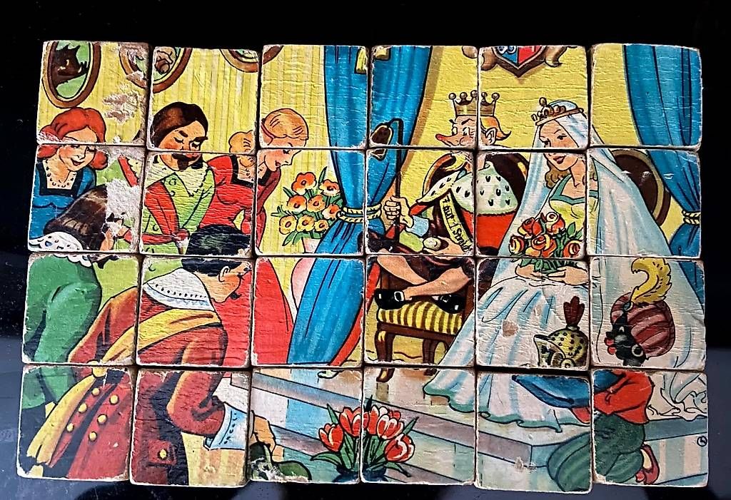 Puzzles: Altes Holz-Würfel-Puzzle-Märchen – Gebraucht aus Reinach AG von e5734h 3