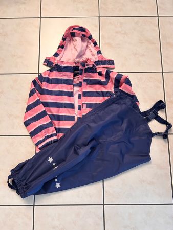 Regenjacke und Hose Gr. 110 bis 116