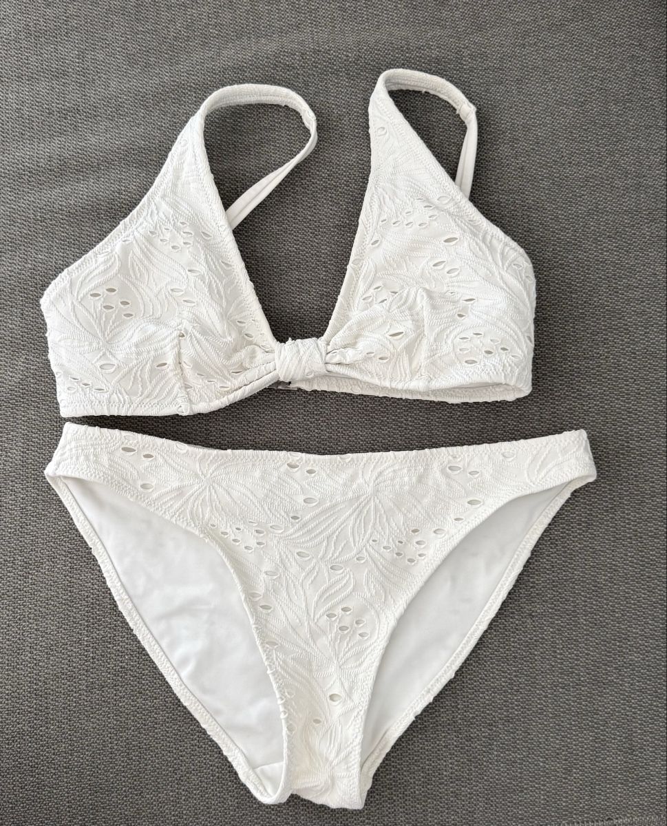 H&M Badekleider & Bikinis: H&M Bikini white EUR 36 – Gebraucht aus Buchs AG von sxf96