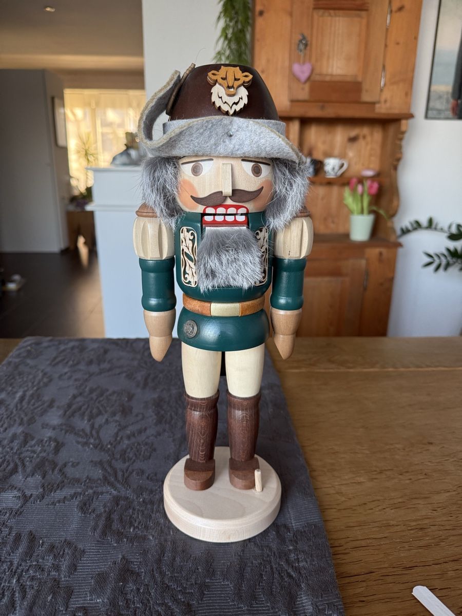 Statuette: Zeidler Nussknacker, Handmade  – Usato da Sirnach venduto da sirni