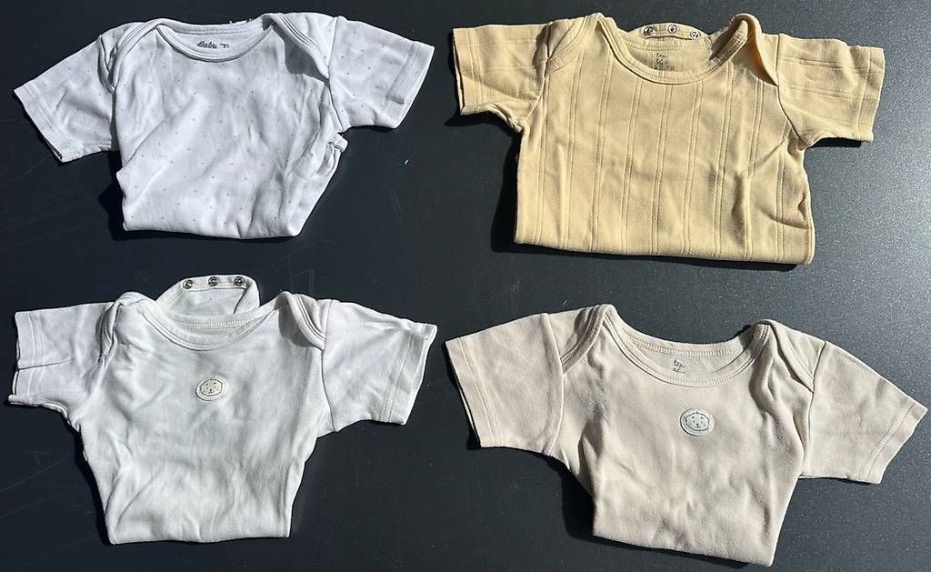 Lotti & Set di vestiti: 4 Body (3 ans / 36 mois) – Usato da Petit-Lancy venduto da vaj_1213