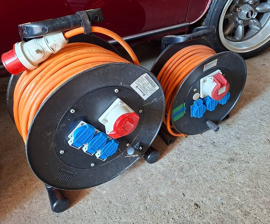 Cavi: Kabelrolle 380V/16A, 230V – Usato da Fischbach LU venduto da Wilosch