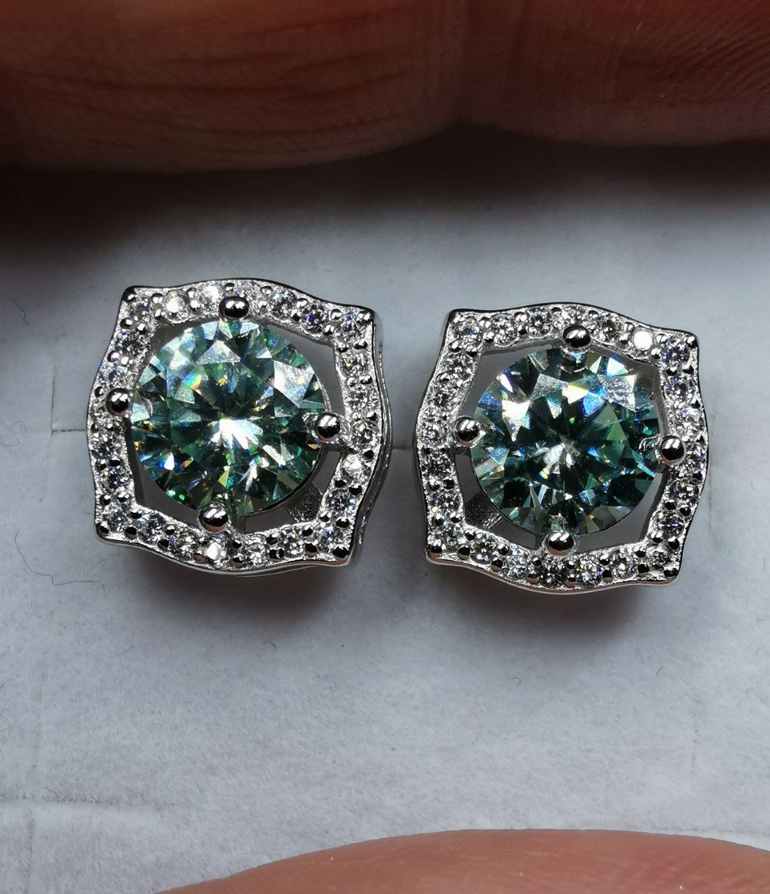 Orecchini pendenti & Orecchini a lobo: Boucles d'oreille argent avec moissanites 2 ct certifié GRA – Nuovo e nell'imballaggio originale da Reconvilier venduto da Tsma67 5