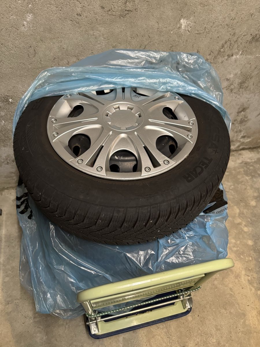 Tecar Pneus & Kompletträder: Radsatz - Esa+ Tecar 185/65 R15 – Gebraucht aus Steckborn von MemphisDepay