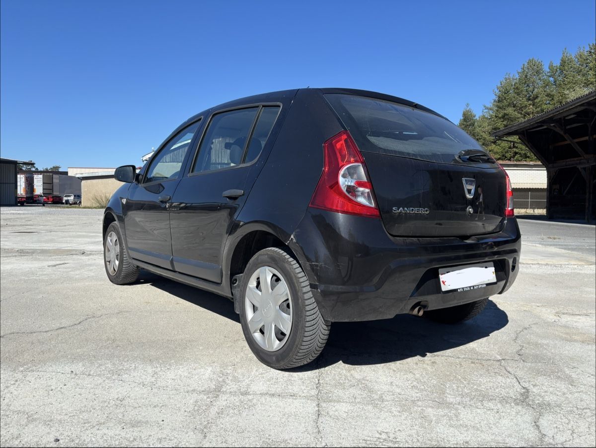 Dacia Automobili: Dacia Sandero 1.2  – Usato da Oey venduto da DigRent 3